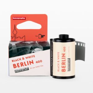 Fotojuosta LomoChrome Berlin Kino B&W