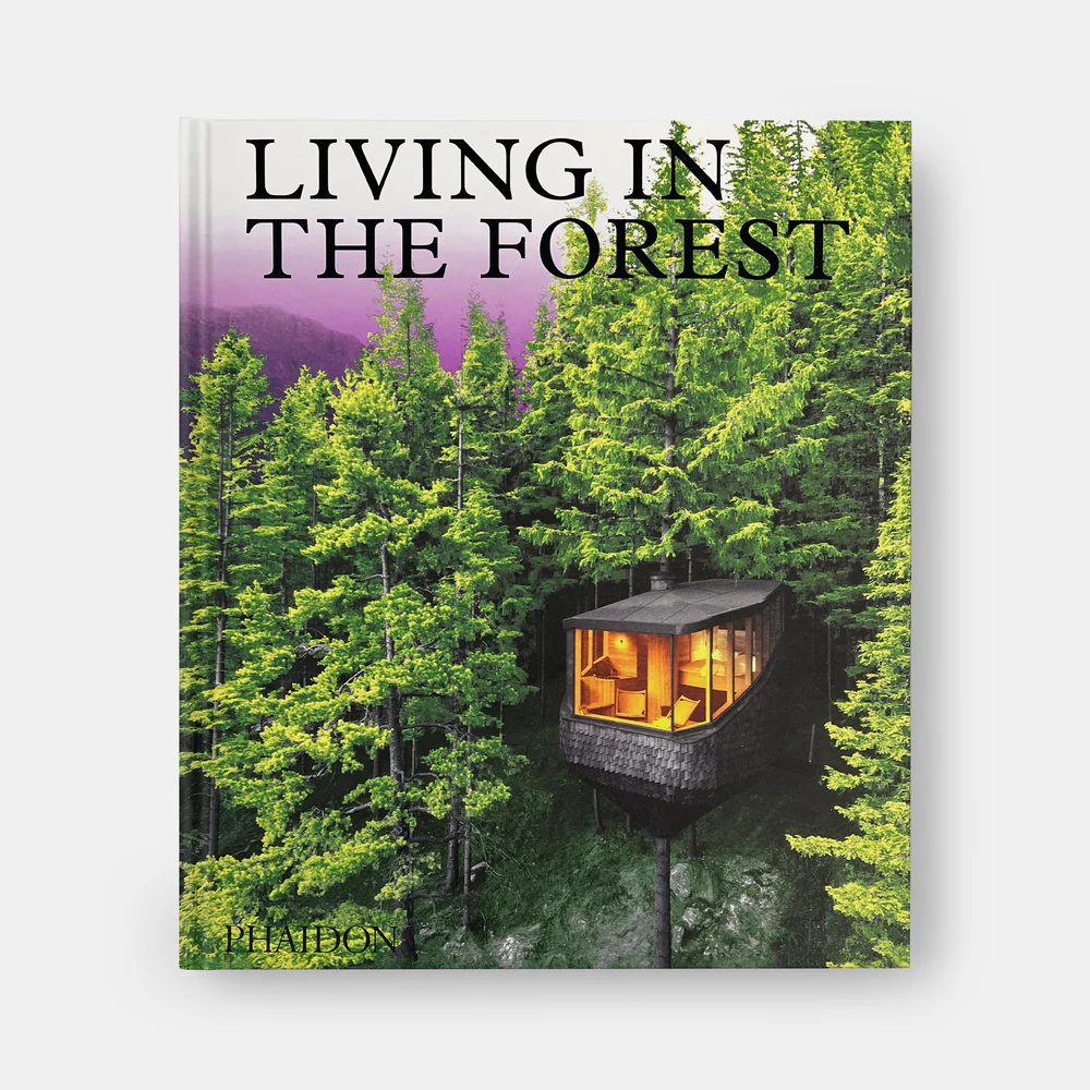 9781838665593 living in the forest en 6559 3d overview 3000.jpg